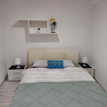 Apartment Aria Вінковці Екстер'єр фото