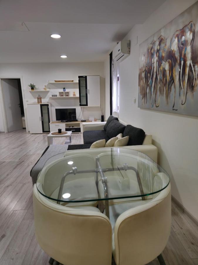 Apartment Aria Вінковці Екстер'єр фото