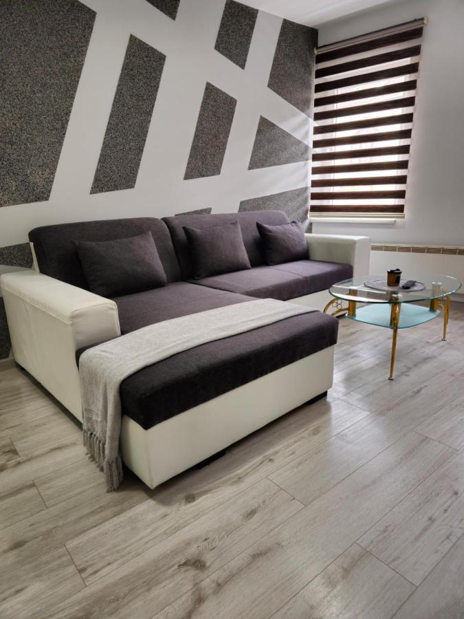 Apartment Aria Вінковці Екстер'єр фото